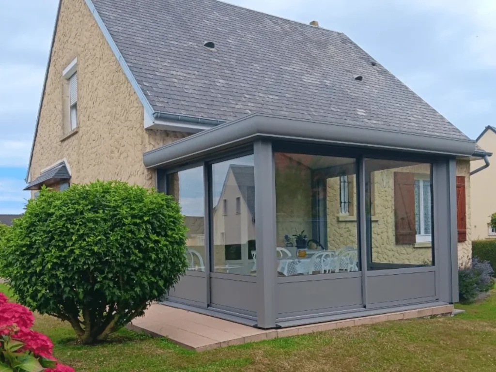 Transformez votre espace de vie avec notre véranda gamme Panorama